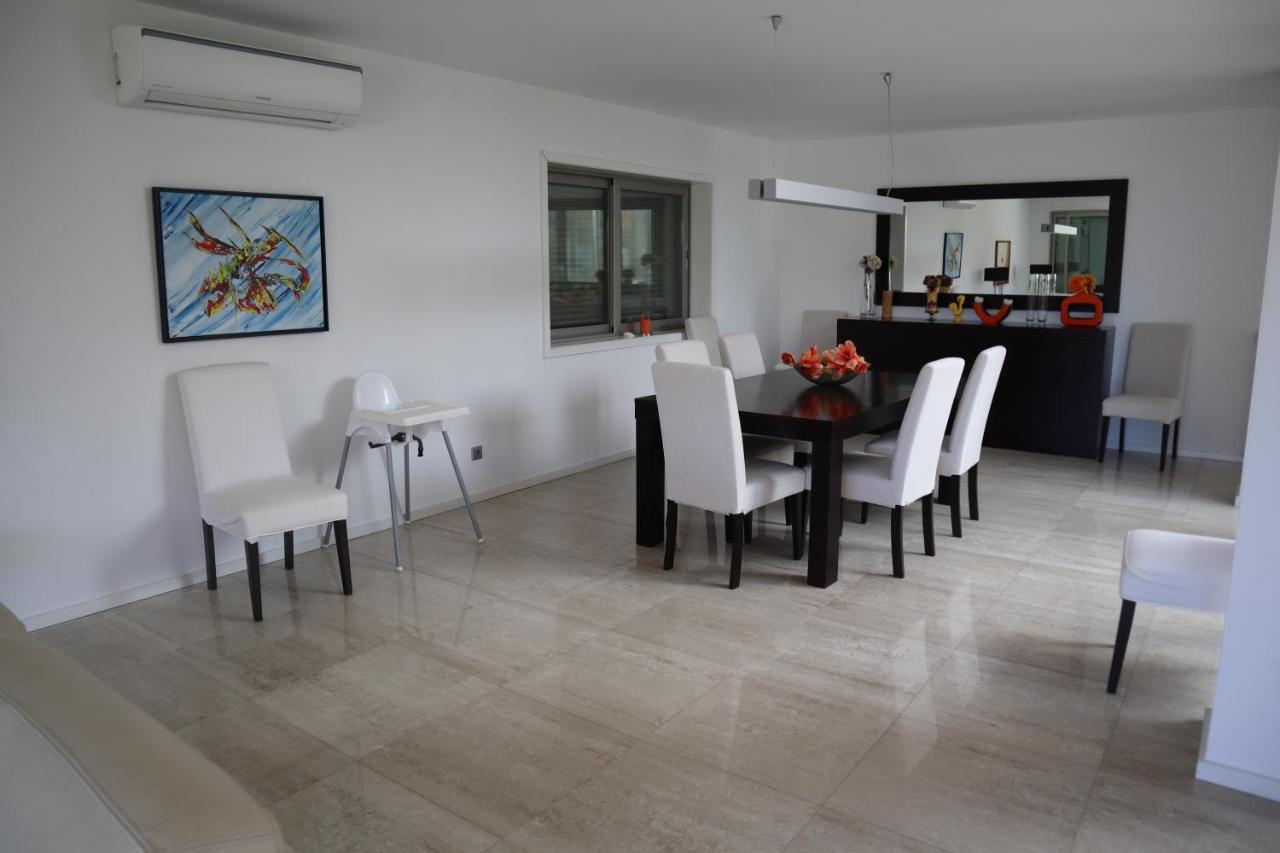 Villa Dos Salgados, 5Bdr, Beach Front, Near Salgados Golf Club Guia  Luaran gambar