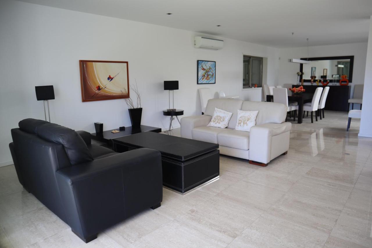 Villa Dos Salgados, 5Bdr, Beach Front, Near Salgados Golf Club Guia  Luaran gambar